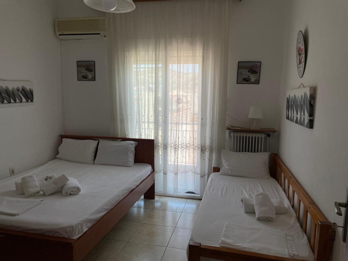 Nikos Rooms Néa Péramos Kültér fotó